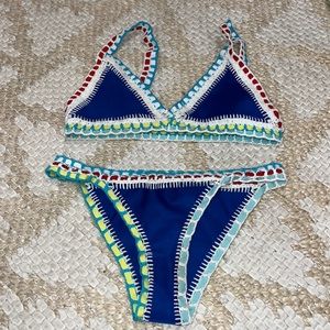 Super cute off brand kini bikini